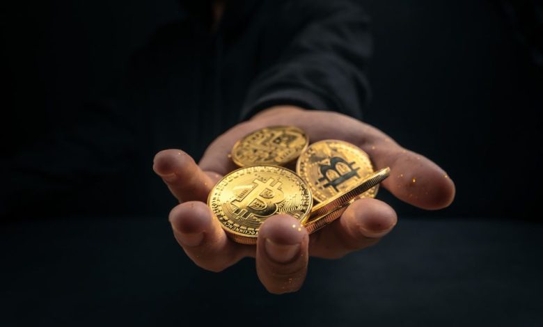 چگونه بیت کوین رایگان به دست آوریم؟ راهنمای دریافت بیت کوین رایگان در سال ۲۰۲۶ 1 bitcoin crypto free airdrop